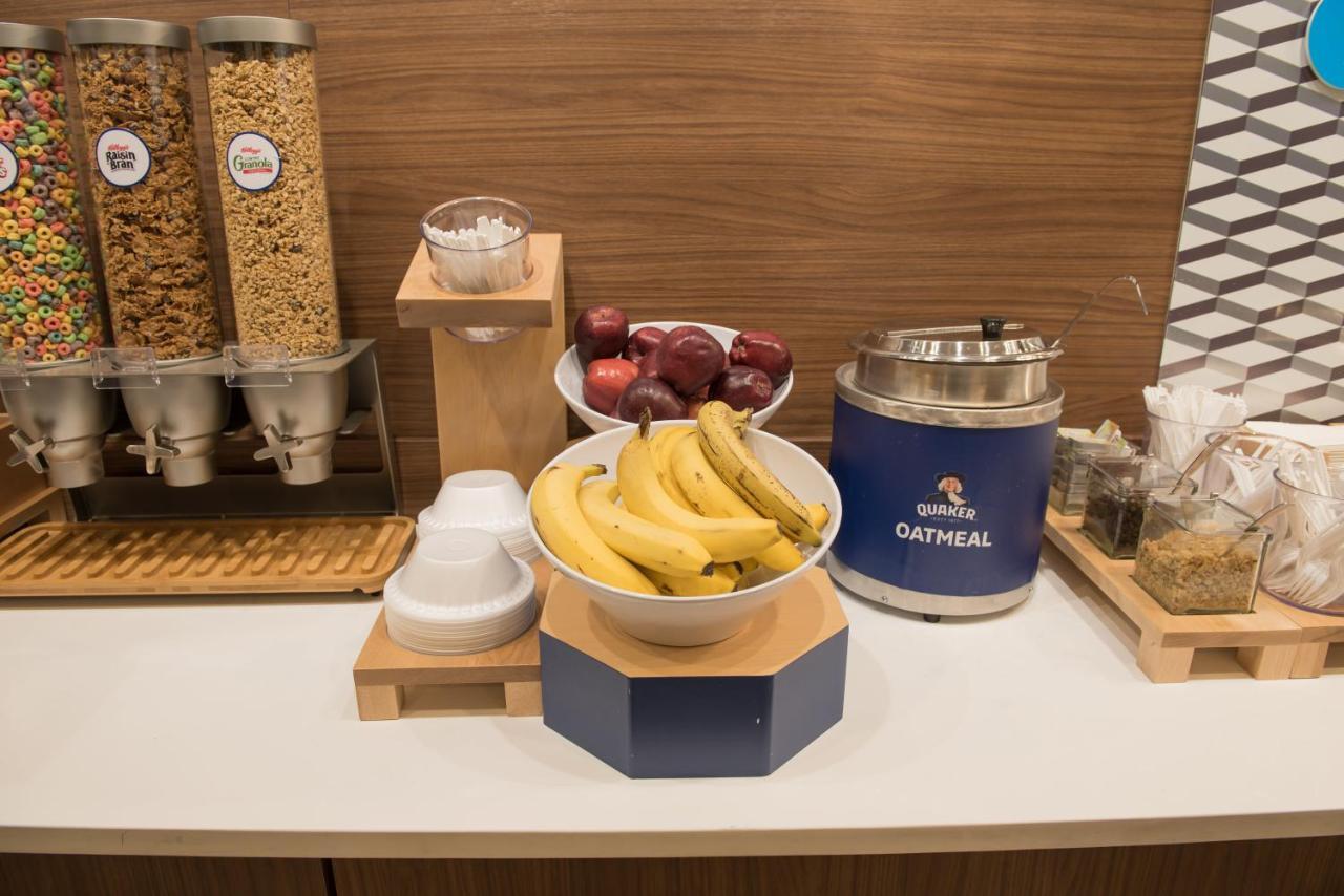Holiday Inn Express & Suites - Fort Wayne North By Ihg Sunnybrook Acres Eksteriør bilde
